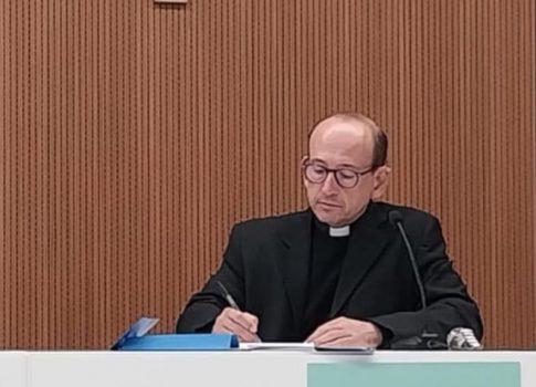El delegado de Liturgia participa en las jornadas diocesanas de Sevilla