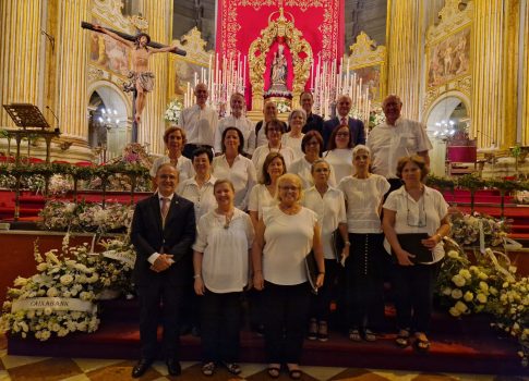 El Coro Diocesano participa en la Santa Misa del octavo día de la novena en honor de Santa María de la Victoria
